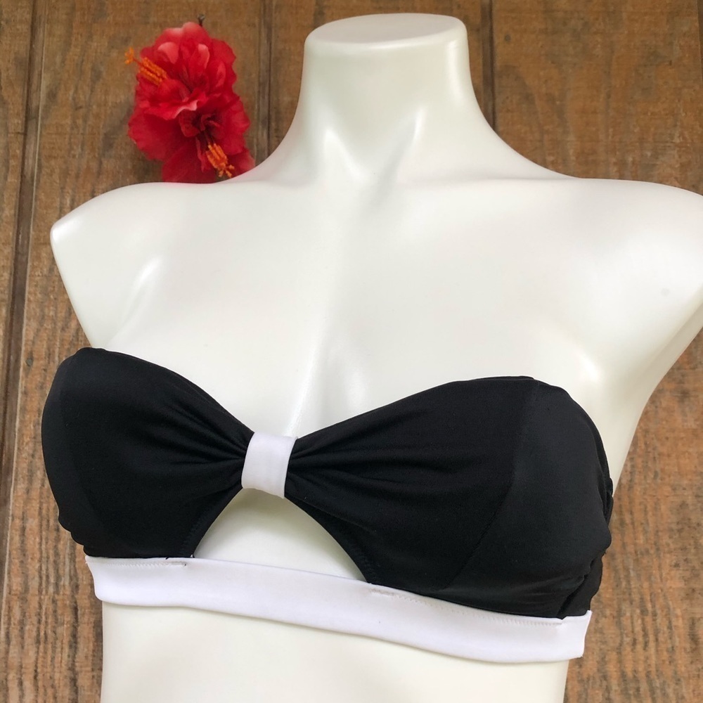 Victorias Secret Bandeau Black & White Bikini Top Sexy Cutout
